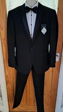 MENS TUXEDO DINNER SUIT £100