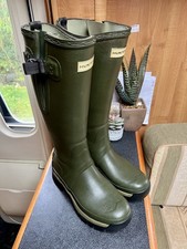 Hunter Balmoral Adjustable Neoprene Lined Size 8/42 Wellington Vibram Sole Olive