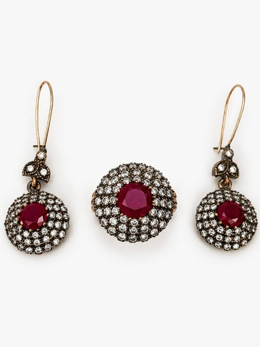 Ring and earring set