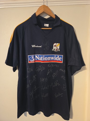 Northampton town signed - town,