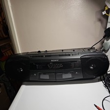 Vintage Sony Radio Cassette Recorder  CFS- W318l 4 Band Tuner Retro Boombox Read