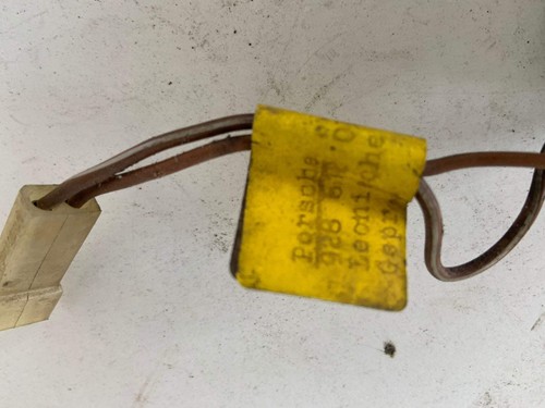 Porsche 928 lower lock rear