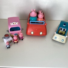 Peppa Pig Toys Peppa Pig Family Car with Sounds ice cream cart and police car.