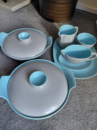 Poole pottery twin tone 2 - pottery,