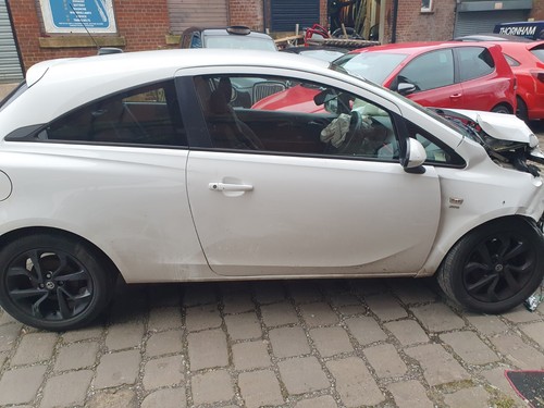 Vauxhall corsa sri 2015 - vauxhall, e