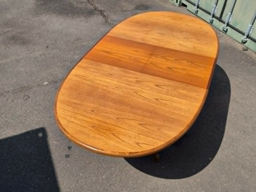 Mid century plan - mid, oval
