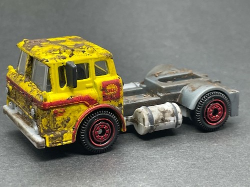 Matchbox 1965 ford c900 custom - matchbox,