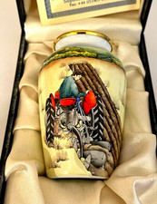 Moorcroft The Harrowers Small