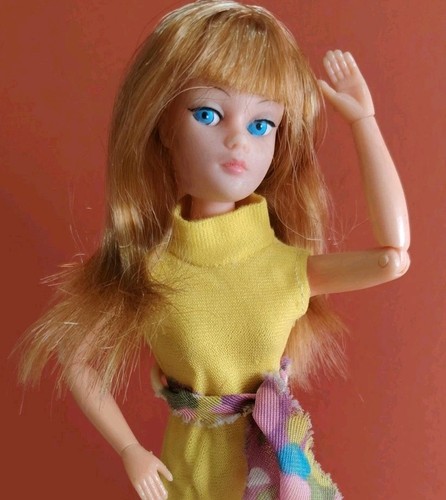 Palitoy uneeda dollikin action - palitoy,
