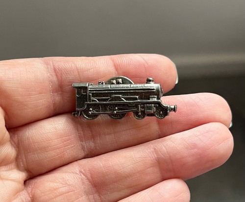 Steam locomotive pewter lapel - steam,