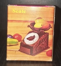 Old Fashioned: Metal Pencil Sharpener - Scale Scale No. 6006 - Pencil Sharpener