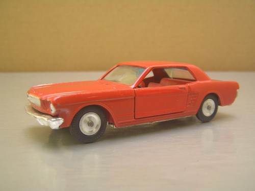 Sabra 8106 ford mustang red - sabra,