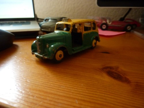 Dinky 254 austin fx3 - 254,