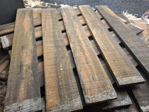 Budget african ebony fretboard - african,