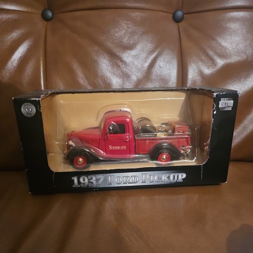 1937 ford pickup diecast model - ford,