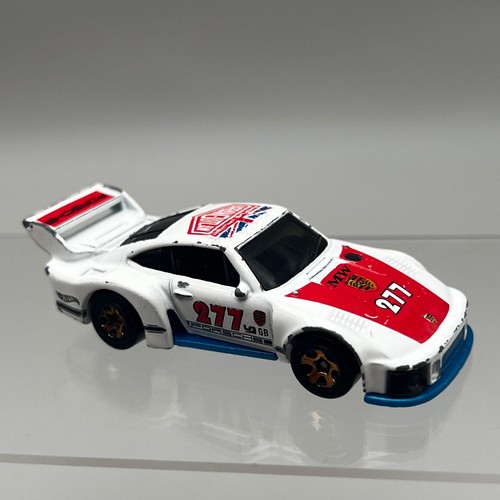 Hot wheels porsche - 935, magnus