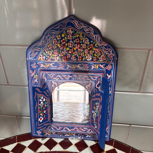 Moroccan hand maid mirror 26 - hand,