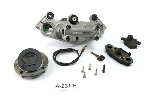 Suzuki 800 vs51b upper - 800,