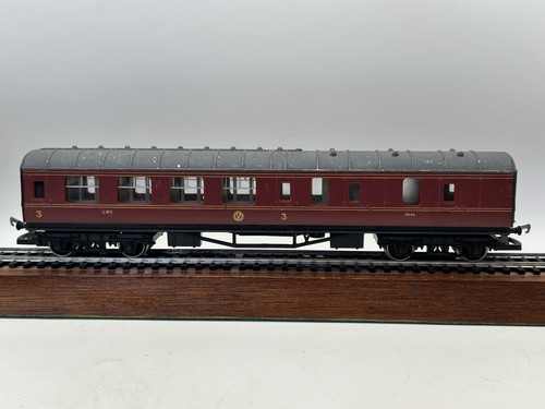 Hornby lms maroon passenger - lms,