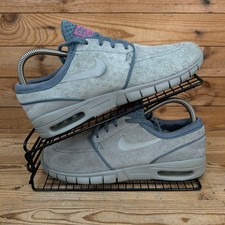 Nike Trainers Mens Size UK 7