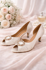Woman's Satin Bridal Shoe 2"