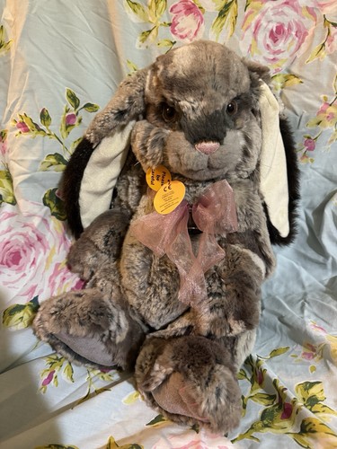 Charlie bears hutch the bunny - bears,