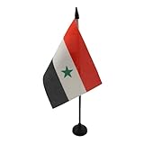 AZ FLAG - Syria Table Flag 4'' x 6'' - Syrian Office Mini Banner 100% Polyester 15 x 10 cm - Mini Desk Flag with 10'' Pole and Black Plastic Base