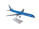 Flight Miniatures Britannia (NC) 757-200 1:200 Scale - Plastic Snap-Fit Model Airplane - Collectible Replica of Britannia Aircraft - Part# ABO-75720H-055