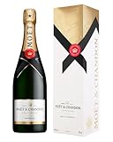 Moët & Chandon Impérial Brut Champagne, Gift Box, 75cl