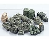 TAMIYA 300035266 1:35 Modern US Military Accessories Diorama Set