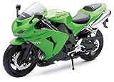 New Ray 42443 A - Kawasaki ZX 10 R / Honda CBR Motorcycle, Miniature Vehicle, 1:12 Scale, Green / Black