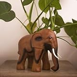 HomeZone African Elephants Garden Ornaments Outdoor Wooden Effect Resin Fully Weatherproof Animal Garden Ornaments Traditional Animal Statue And Sculpture For Pond, Patio Decoration