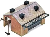 Hornby R8002 OO Gauge Goods Shed - Model Railway Accessories, Miniature Diorama Scenery for Hornby Train Sets - Lifelike Train Goods Shed Model - Scale 1:76