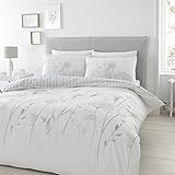Catherine Lansfield Meadowsweet Floral Reversible Super King Duvet Cover Set with Pillowcases White