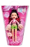 Bratz Fashion Pixiez Jade - Collectible Fantasy Doll with Real Fashions and Accessories, Wings Transform into a Ring, Pink