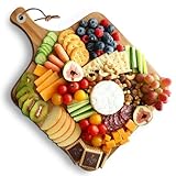 hecef 16.5 inch Wooden Serving Board Large Charcuterie Board with Handle Chinaberry Cheese Paddle Board for Fruit, Bread, Cheese, Crackers （Square）