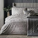Laurence Llewelyn-Bowen Silver Damask Duvet Cover Set – Super King Size 260x220cm – Luxury Embossed Jacquard Bedding – Velvet Feel – 2 Pillowcases – Elegant Silver Bedroom Decor – Machine Washable