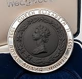 Wedgwood Queen Elizabeth II Silver Jubilee Sterling Silver Framed Medallion Black basalt England lt ed 500 worldwide Very Rare
