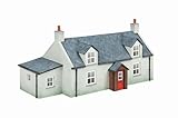 Hornby R7295 OO Gauge Scottish Croft - Model Railway Accessories, Miniature Diorama Scenery for Hornby Train Sets - Lifelike Train Scottish Croft Model - Scale 1:76, White