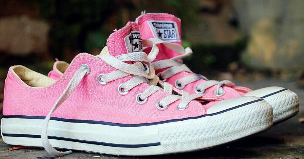 discover the iconic chuck taylor all-stars, classic sneakers known for their timeless style, comfort, and versatile design. perfect for any outfit or occasion.