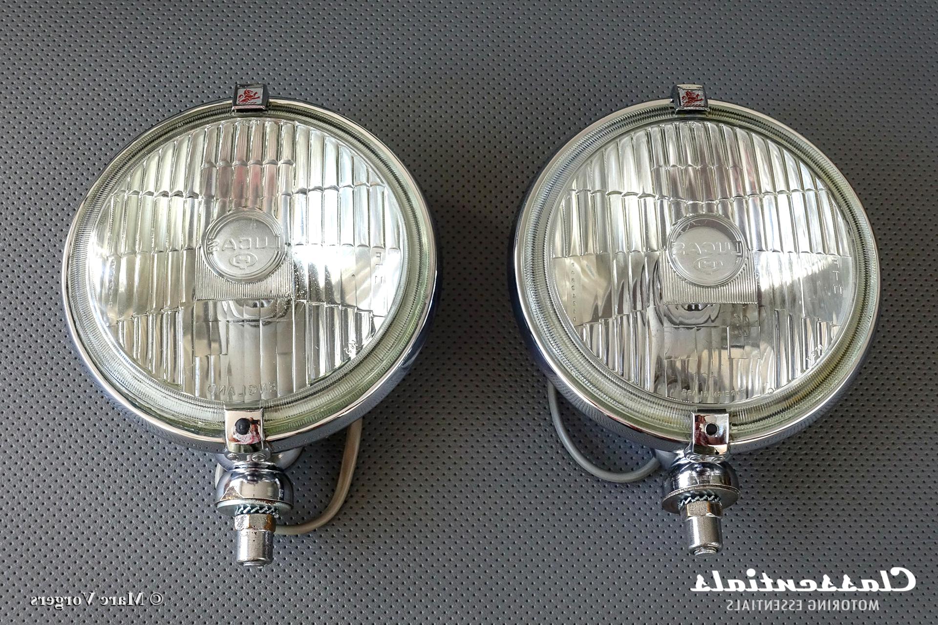 APUK 2 X Lucas Type L594 Side Lights Lamps Clear Lens Complete Compatible with Land Rover Series 2a 3
