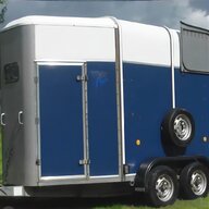 2 horse trailer for sale