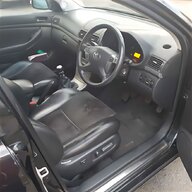 avensis seats for sale