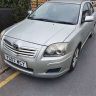 2000 toyota avensis for sale