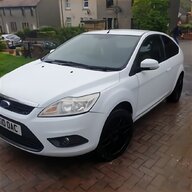 ford focus black breaking for sale