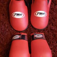 reyes boxing gloves for sale
