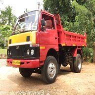 nissan tipper for sale