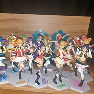 1 6 female figures for sale