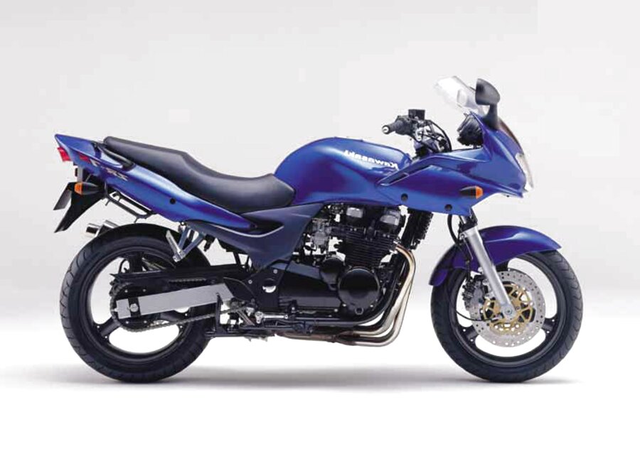Reduced! 2001 Kawasaki Zr-7s ! for sale on 2040motos
