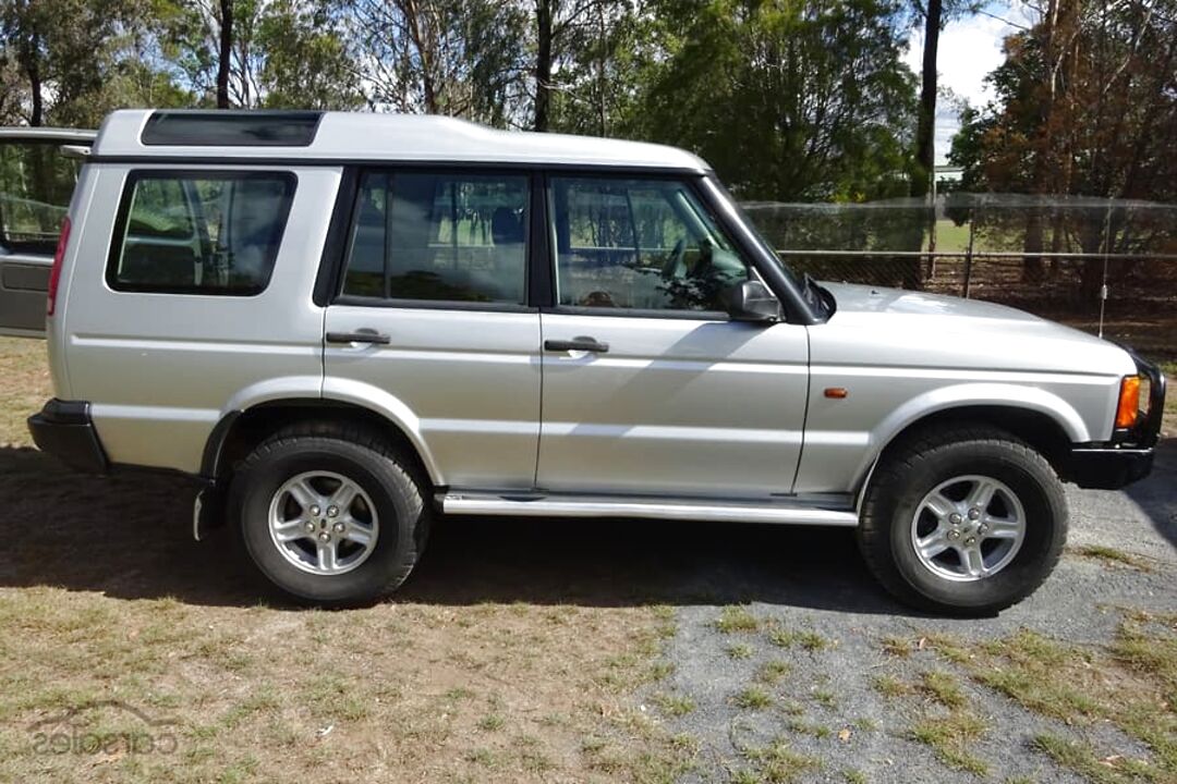 Land Rover Discovery Td5 Auto for sale in UK